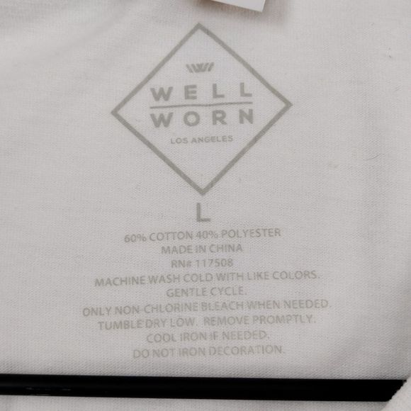 Familia White Graphic Short Sleeve T-shirt - Picture 6 of 10